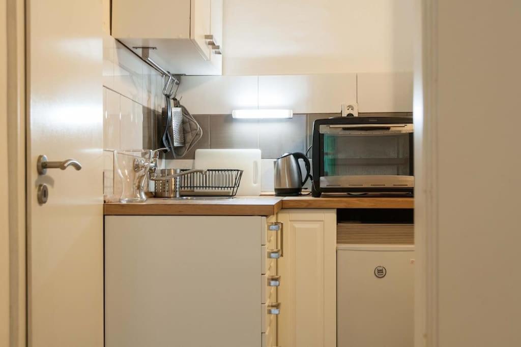Ferienwohnung Fun + Easy In The Center Of Prague! Exterior foto